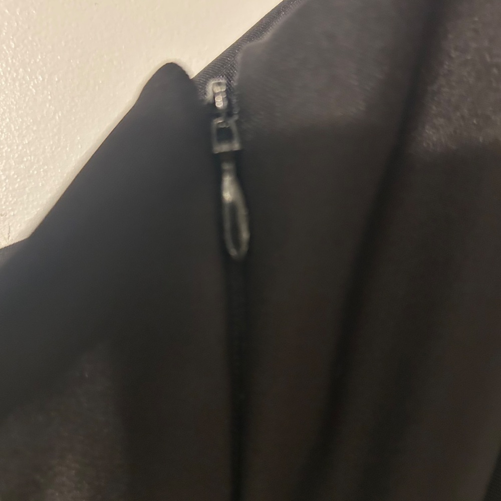 One-Shoulder Black Evening Gown - Picture 3 of 4